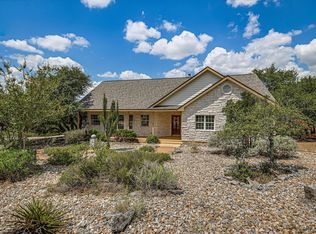 17 Falling Leaf Ln, Wimberley, TX 78676