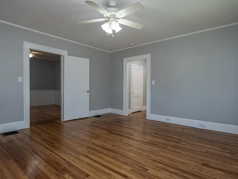 156 Grove St — Photo 44