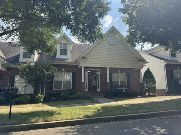 1317 Decatur Cir, Franklin, TN 37067