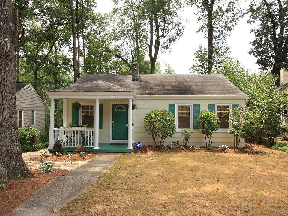 Adorable Kirkwood cottage.