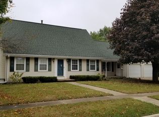 409 Conlin Ave, Sycamore, IL 60178