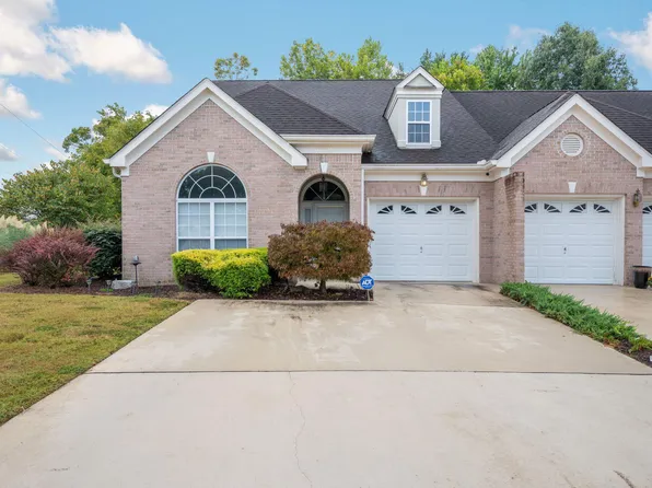 6760 Willow Brook Dr, Chattanooga, TN 37421