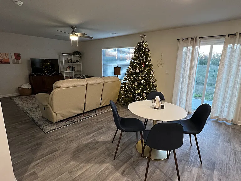 4628 Slatestone Dr — Photo 11