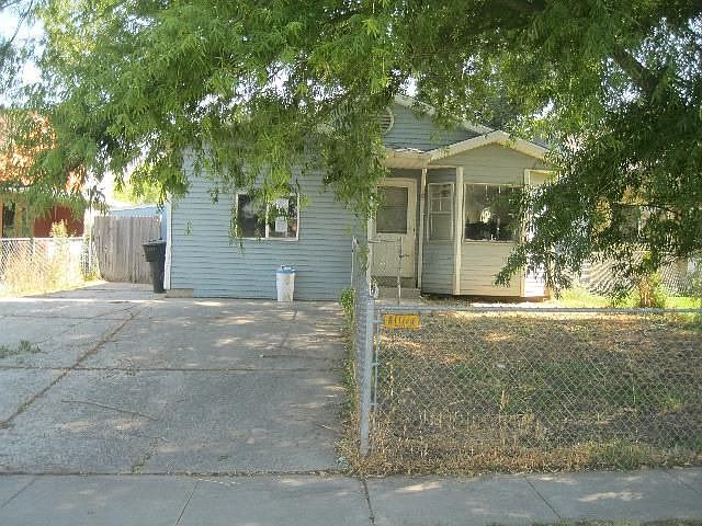 1st image of 2655 S Melville Dr