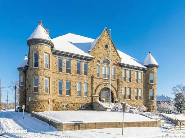 599 King George Hwy, Miramichi, NB E1V 1N9