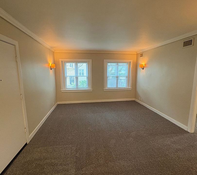 2nd image of 3910 Cass St APT 308