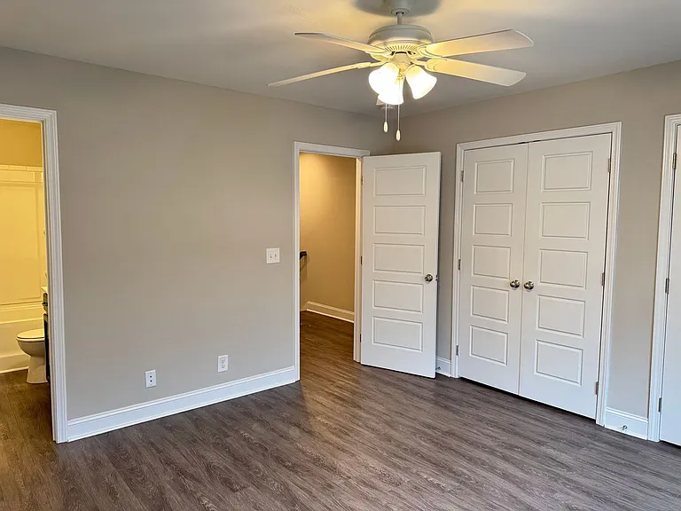 295 Smithson Ln — Photo 16