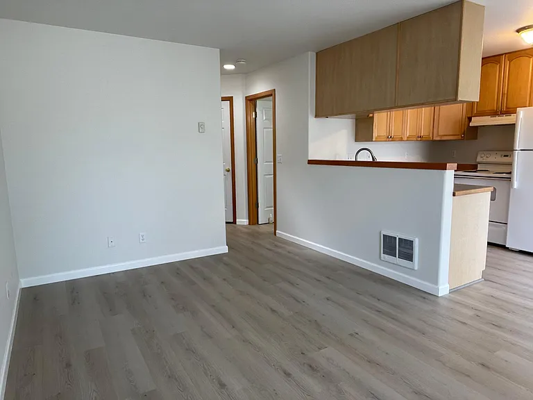 1301 Nehalem Ave — Photo 5