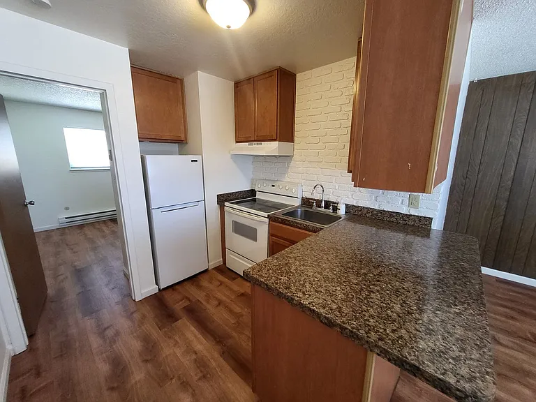 1414 N Roop St #2 — Photo 5