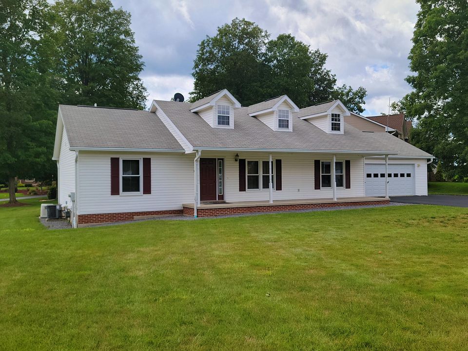 1st image of 11 Shamoran Dr