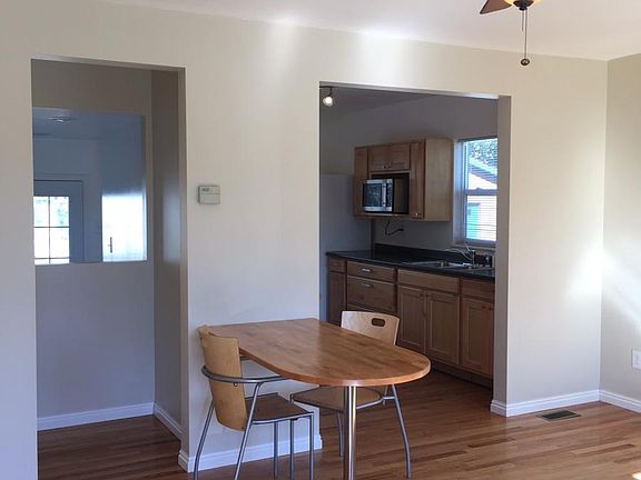 2nd image of 567 E Commonwealth Ave