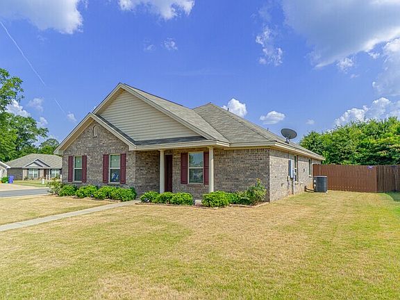 2nd image of 594 Sunset Dr