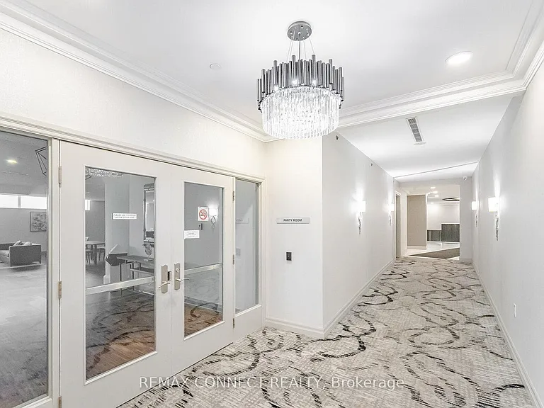 61 Town Centre Ct #711 — Photo 30