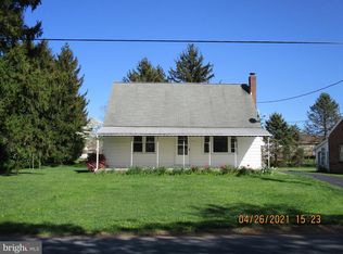 2254 Willow Rd, York, PA 17408