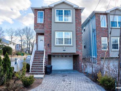 8905 Grand Ave, North Bergen, NJ, 07047