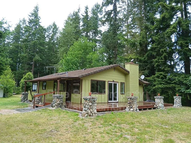 2 bed, 2.0 bath, 1312 sqft, $2,250 — Photo 2