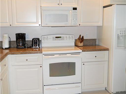 2nd image of 30 Harbour Isle Drive #203