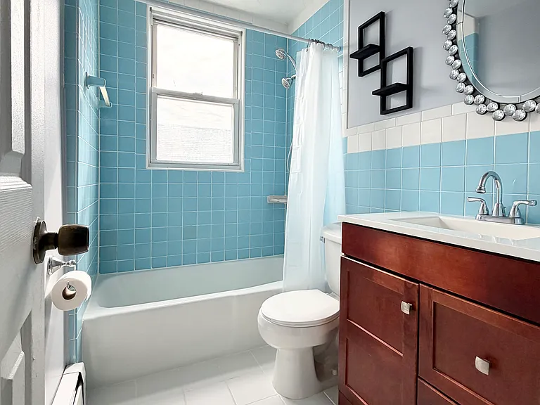 400 Madeline Ave #2 — Photo 2