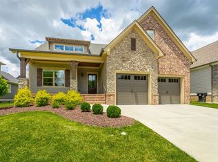 2325 Weeping Willow Dr, Ooltewah, TN 37363