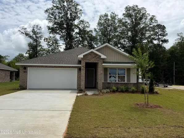 17396 E Sycamore St, Gulfport, MS 39503