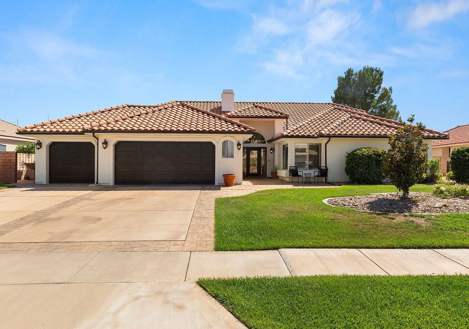 3 Bedroom Home in Sunbrook — Photo 3
