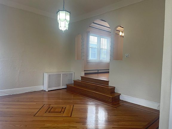 5th image of 9 Beaver Ave #1