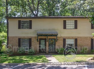 5 Indianwood Dr, Pelham, AL 35124