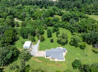 23001 Honey Creek Rd, Sulphur Springs, AR 72768