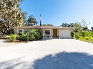 2902 36th Ave E, Palmetto, FL 34221
