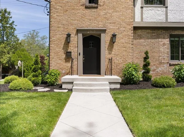 2517 Richards Dr SE, East Grand Rapids, MI 49506