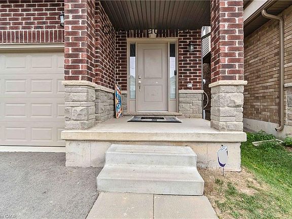 3rd image of 92 Bethune Ave