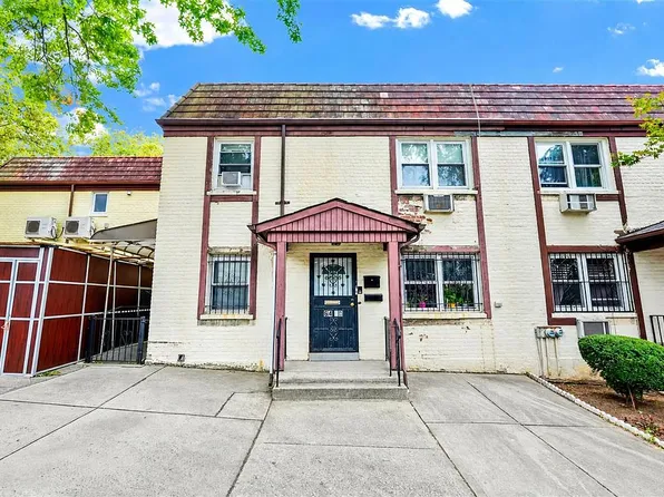 6416 110th St, Forest Hills, NY 11375