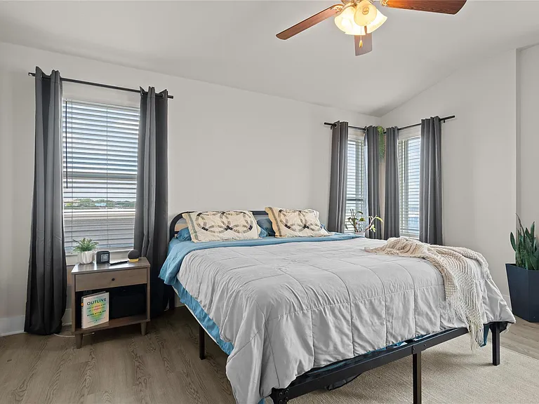 2900 Pither Ln #295C — Photo 19