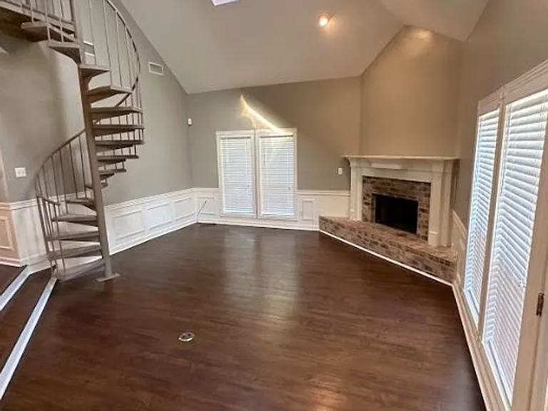 2206 Pinehaven Dr — Photo 8