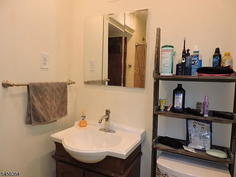 381 Franklin Rd — Photo 8