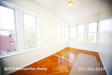Rented by Metropolitan Realty