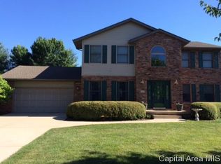 3400 Raspberry Ct, Springfield, IL 62711