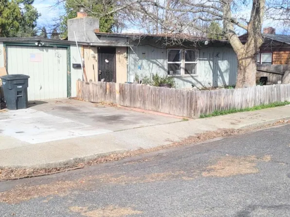 660 Butte St, Yreka, CA 96097