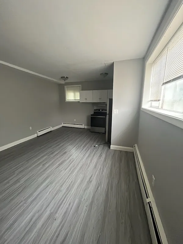 1 bed, 552 sqft, $1,200 — Photo 3