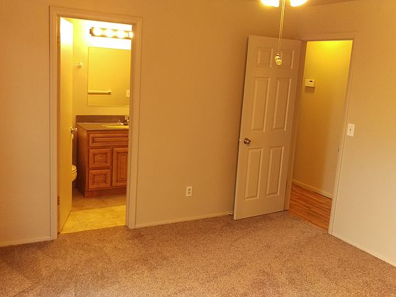 3rd image of 4929 S Jeremiah Dr