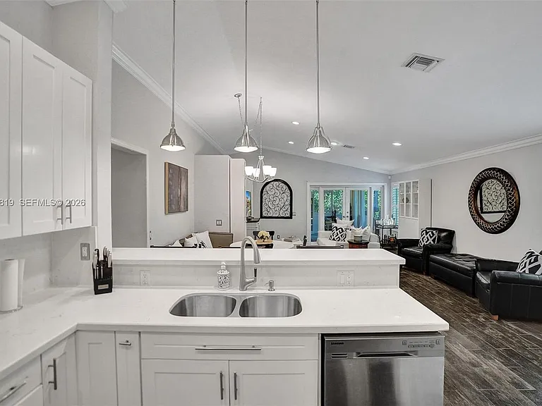 1479 Sunset Way — Photo 12