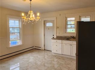 53 Cliff St, Shelton, CT 06484