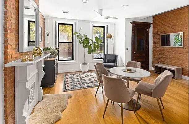 Rented by Compass | media 2