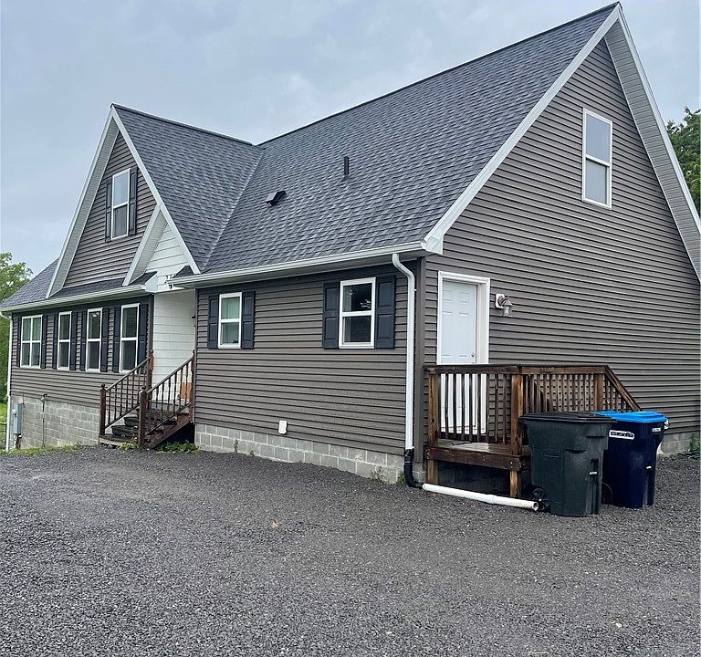 1st image of 2140 North Rd