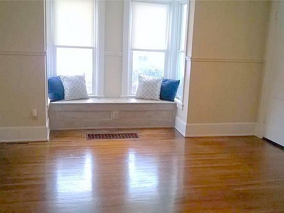 5th image of 502 East Ave