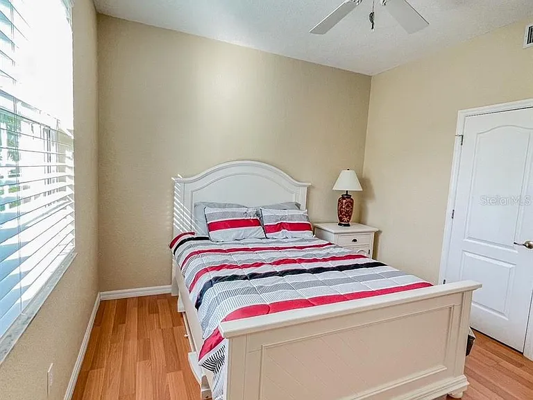 1802 Auburn Lakes Cir — Photo 10