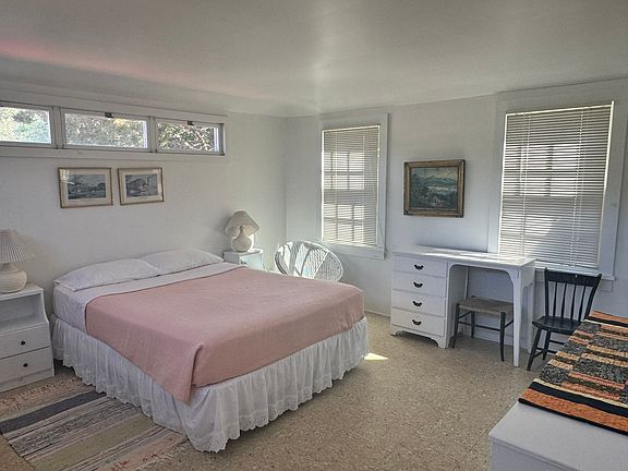 2nd image of 23 Sandpiper Ln