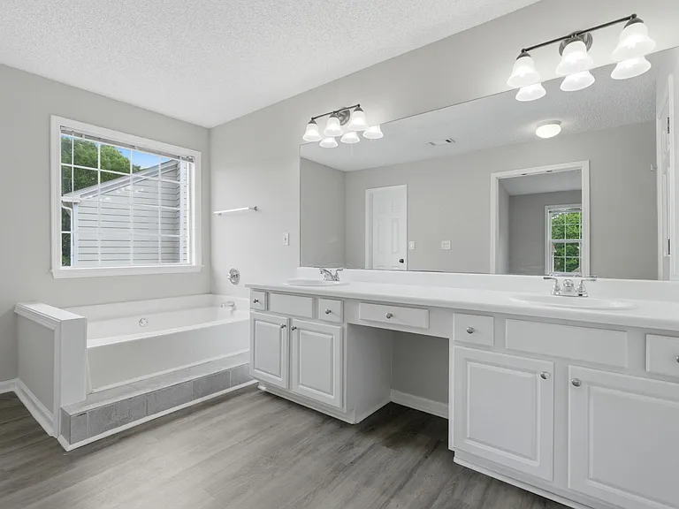 2533 Boxbourne Ct SE — Photo 27