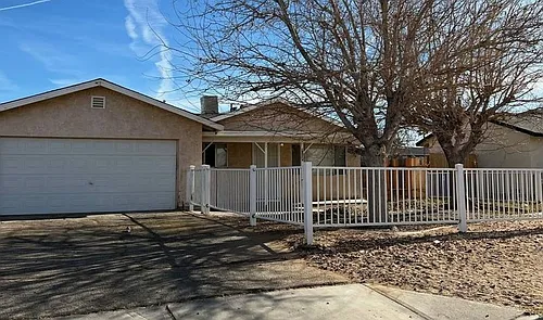 18219 Cherimoya Rd Photo 1