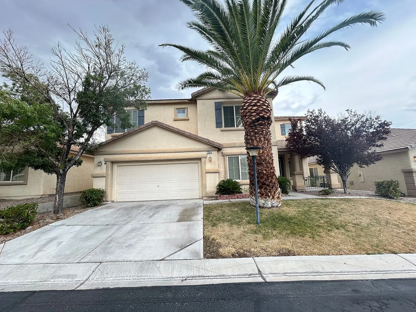 Gated Home 4-Bedrooms 4-Bathrooms — Photo 1
